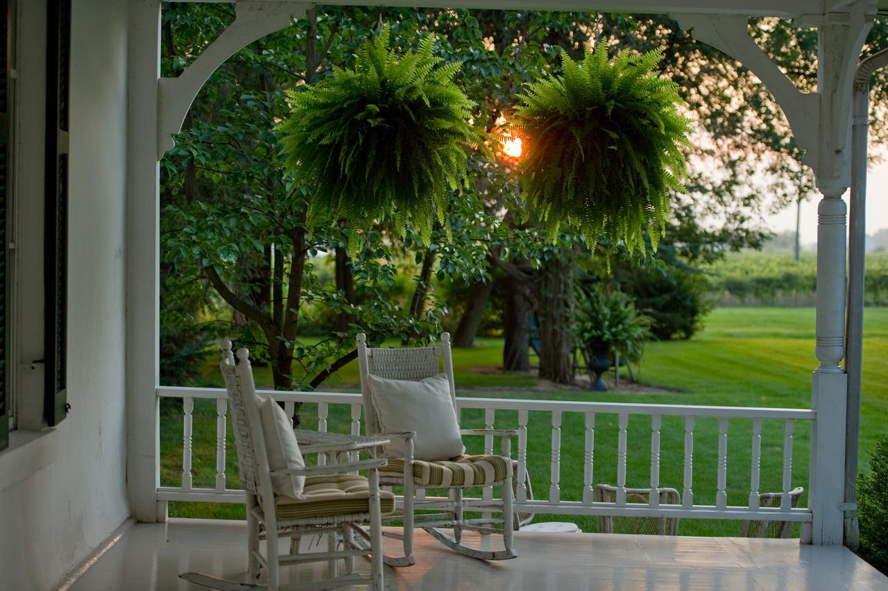 Grand Victorian Bed & Breakfast Niagara Falls Exterior photo